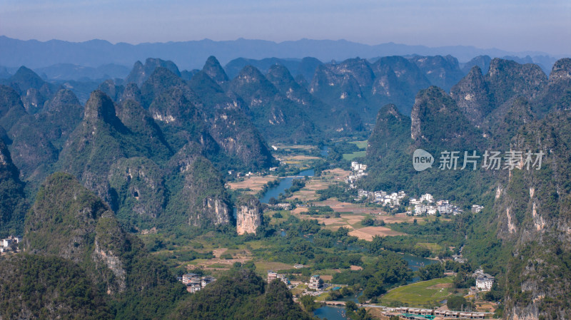 桂林阳朔十里画廊遇龙河