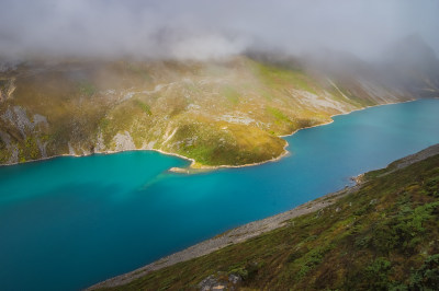 西藏山南白玛林措山水自然风景