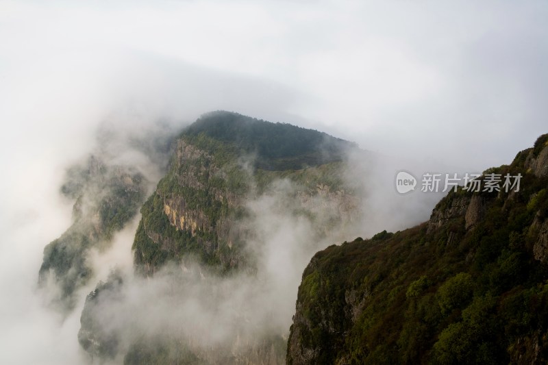 峨眉山