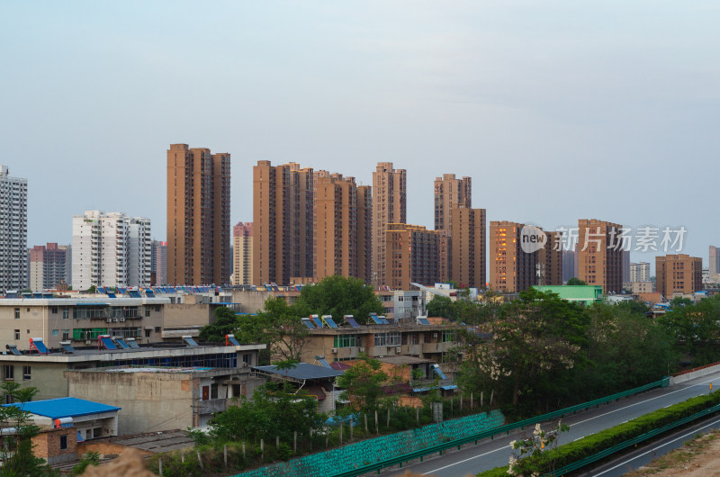 陕西渭南城市风光连霍高速穿过城市