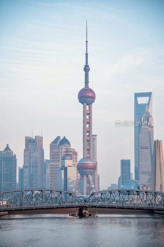 上海东方明珠及城市建筑景观