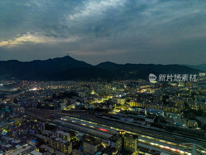 城市夜幕降临夜景灯光航拍摄影图