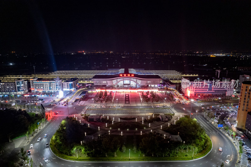 连云港站夜景航拍图