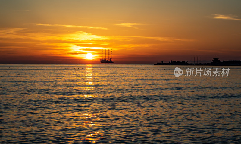 山东烟台蓬莱阁八仙过海景区海上日出景观