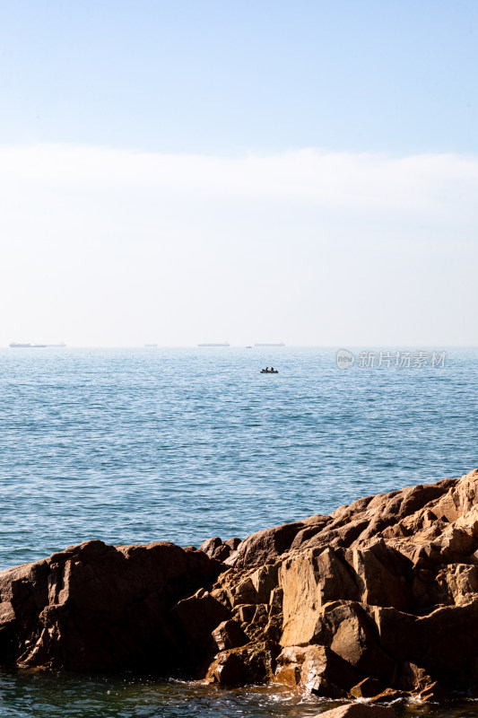 山东青岛第三海水浴场海滨海岸海滩海天景观