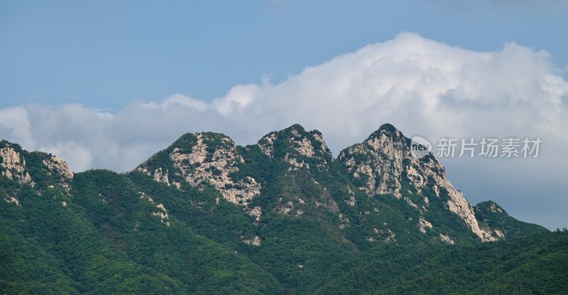 高山峻岭