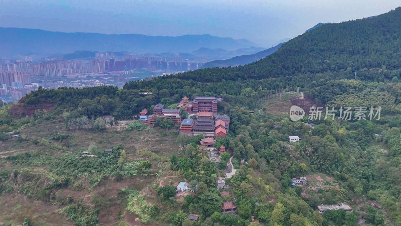 四川达州凤凰山西圣寺航拍图