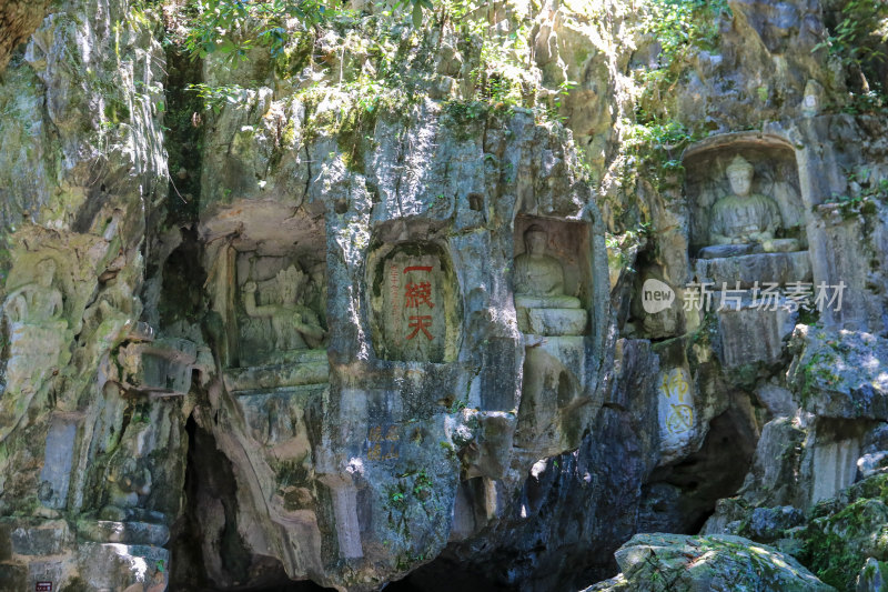 杭州灵隐寺飞来峰景区石刻造像