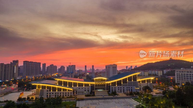 枣庄市政广场夜景