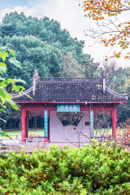 南京钟山风景名胜区明孝陵中的建筑风景