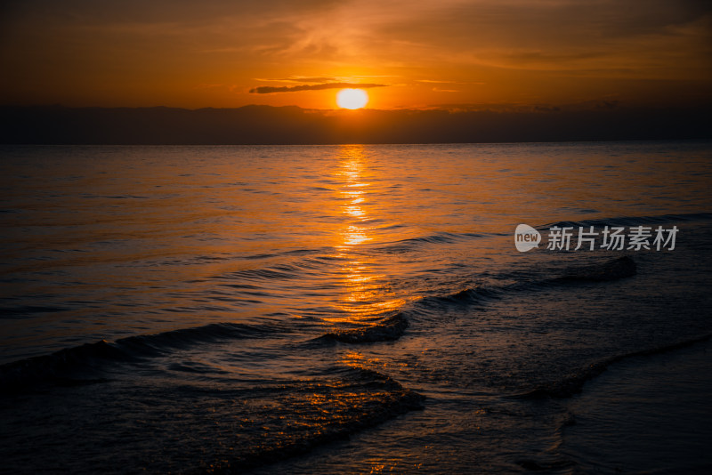 青海省 青海湖景区 夏季日出