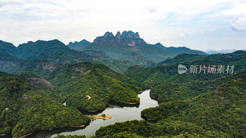 山峦 山川河流