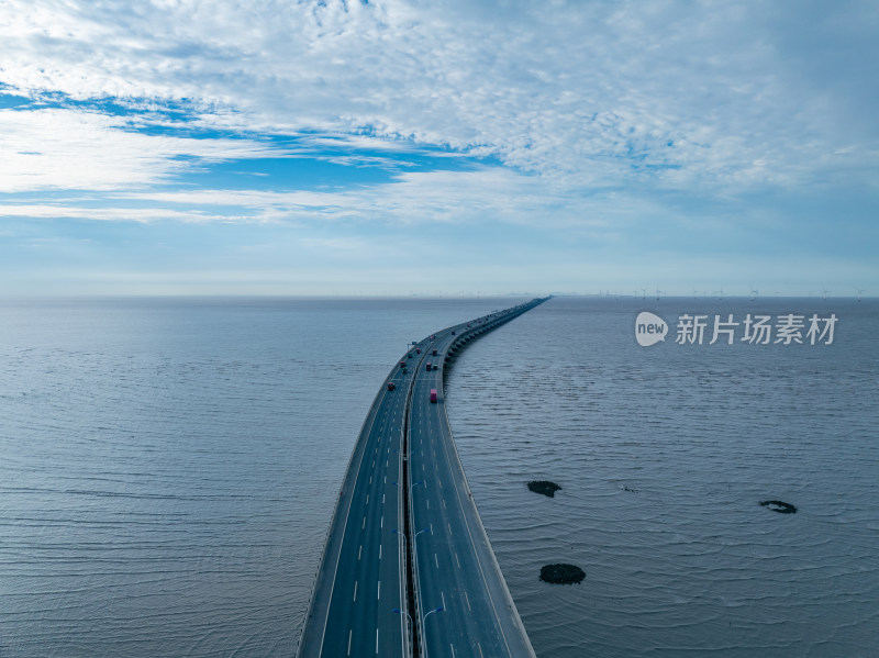 航拍上海东海大桥 跨海大桥 海上运输