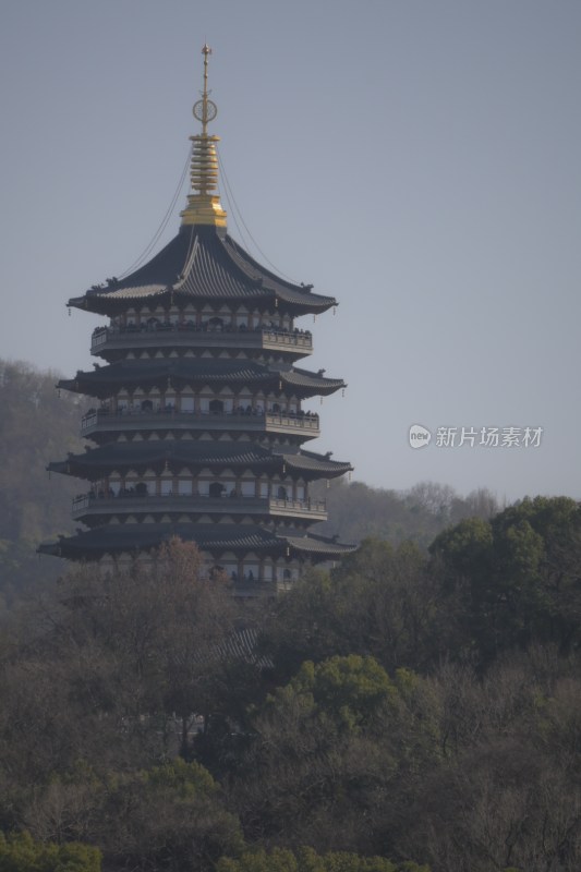 中式古塔远景