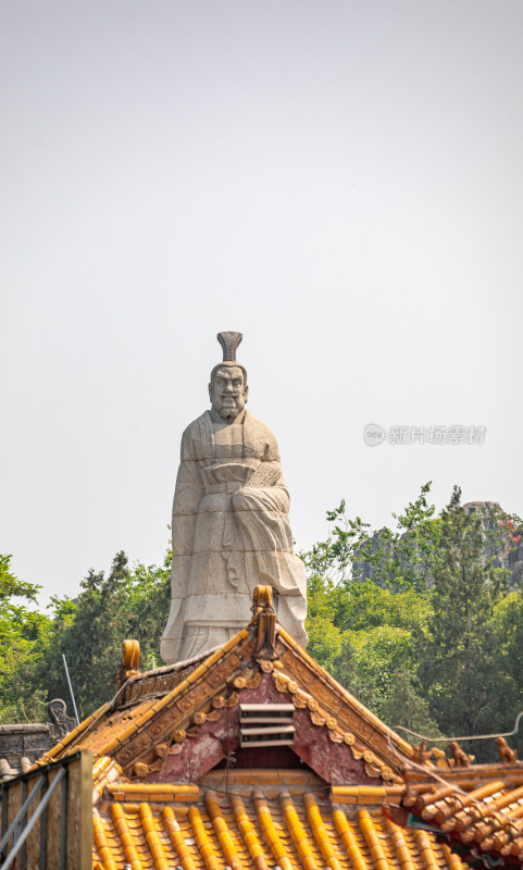 河南开封中国翰园人文始祖伏羲像