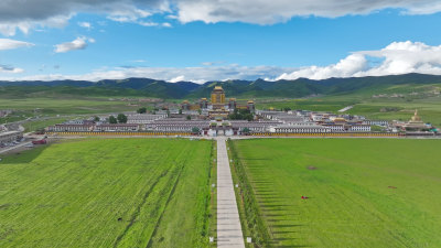 四川阿坝州各莫寺航拍