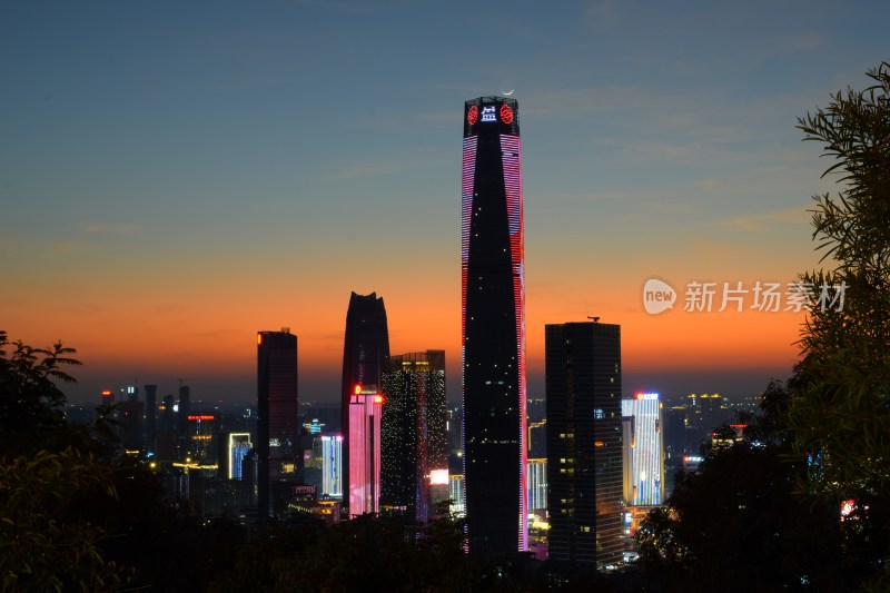 东莞天际线cbd城市高楼黄昏夜景