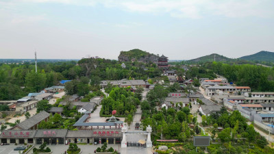 航拍河南商丘芒砀山旅游区夫子山景区