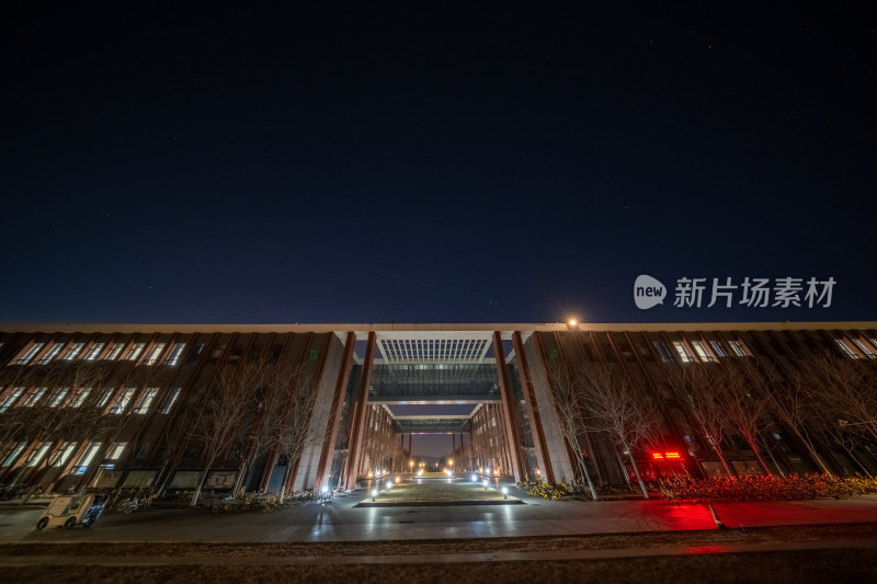 北京化工大学第一教学楼全景