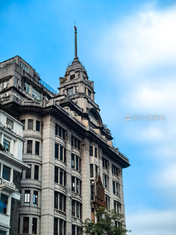 广州市沿江西路街景