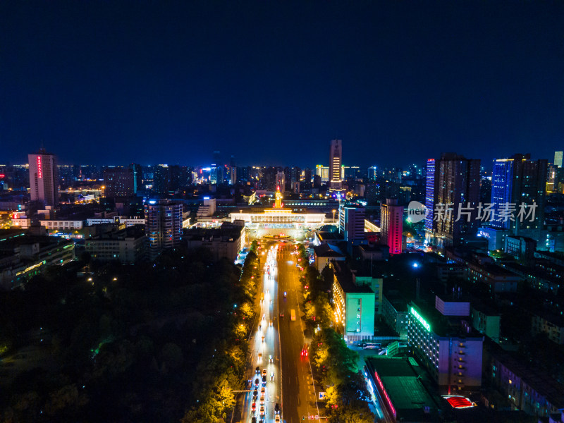 长沙火车站夜景航拍图