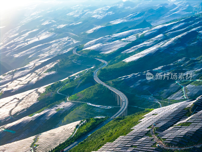 贵州安顺关岭山地光伏太阳能发电厂