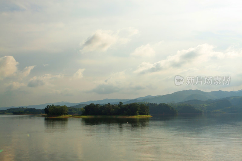 风景湖泊天空三岔湖