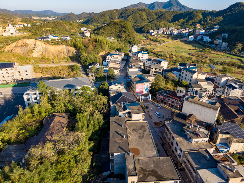 乡村田园农村房屋航拍图