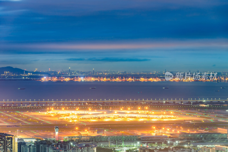 深圳宝安国际机场卫星厅夜景