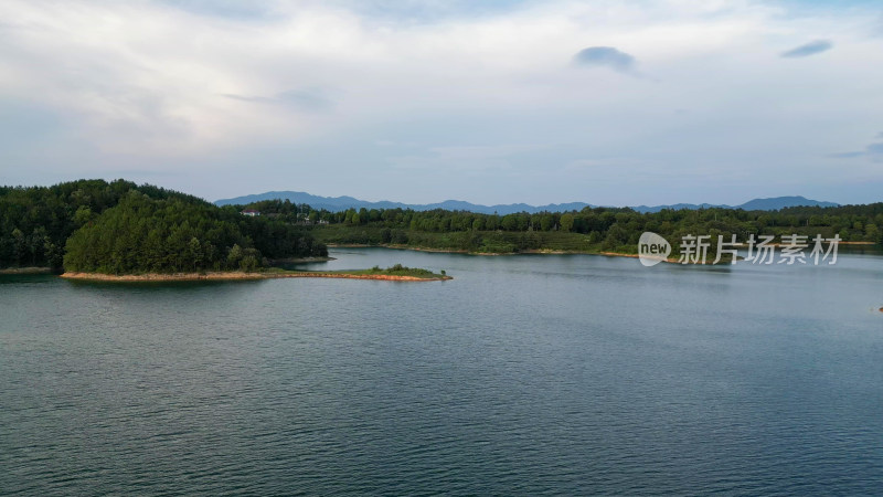 航拍湖北随州琵琶湖风景区