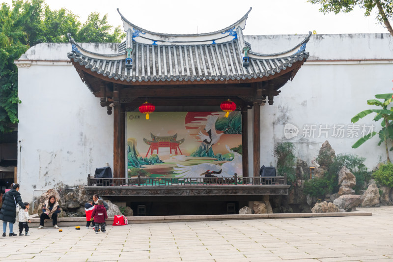 福州新年街道人间烟火气