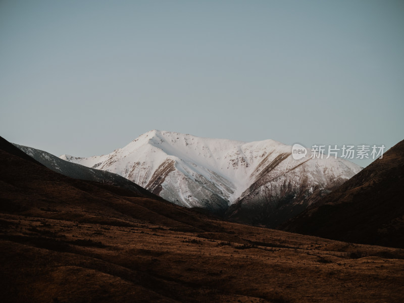 新西兰南岛雪山