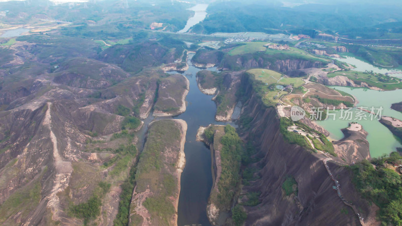 郴州高椅岭丹霞地貌风景区航拍图