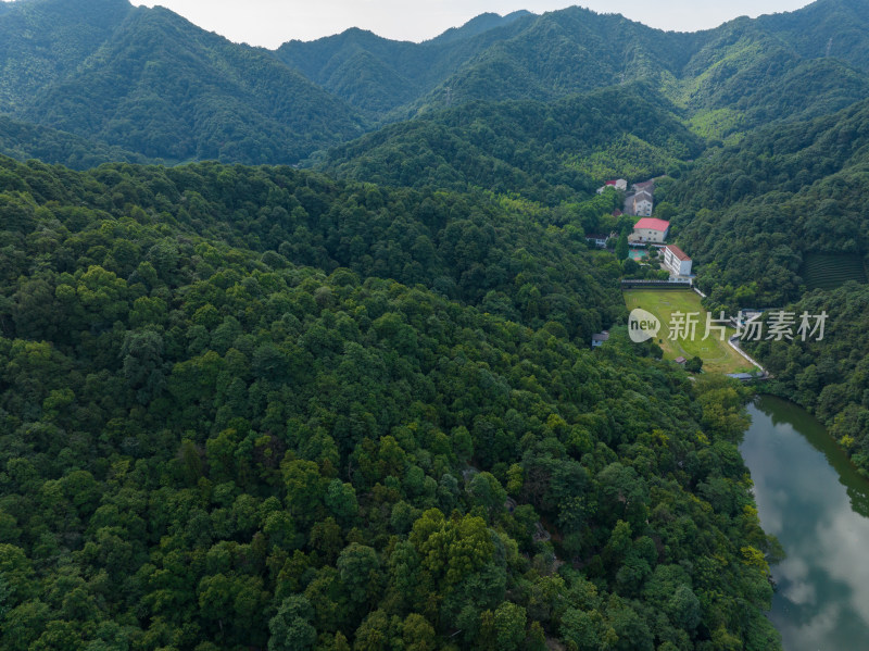 航拍杭州西湖群山与居民区