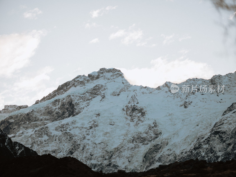 新西兰库克山脉HookerValleyTrack日照金山