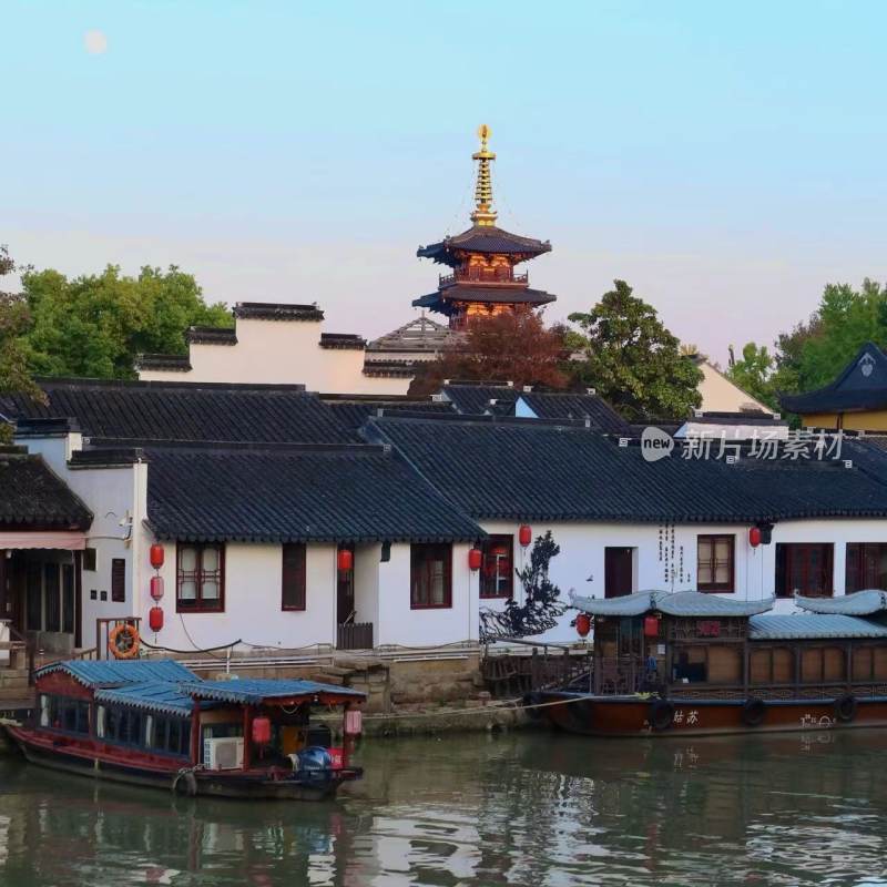 苏州小桥流水、寒山寺