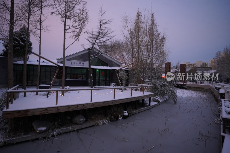 雪后中式庭院景观