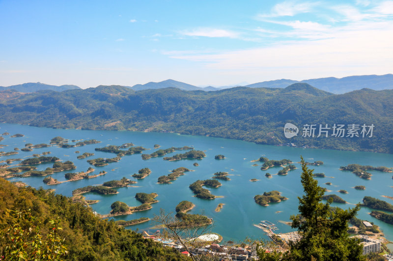 仙岛湖生态旅游景区，自然群山户外风景