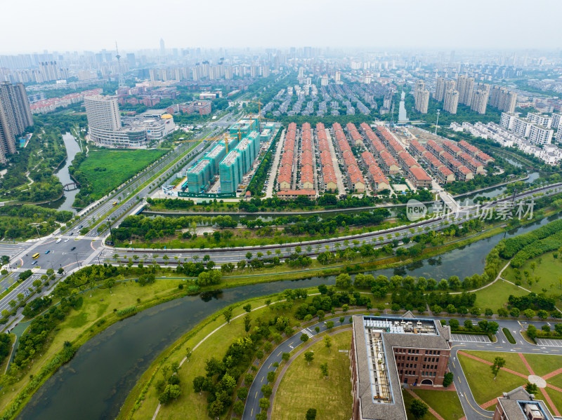 浙江省嘉兴市海宁现代城市风光