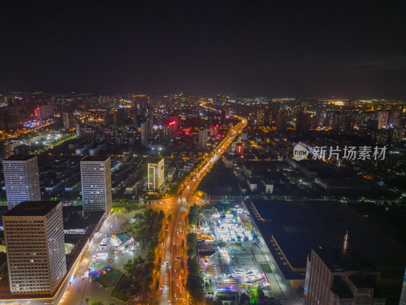 山东泰安城市夜景