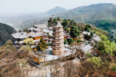 平凉市崆峒山法轮寺