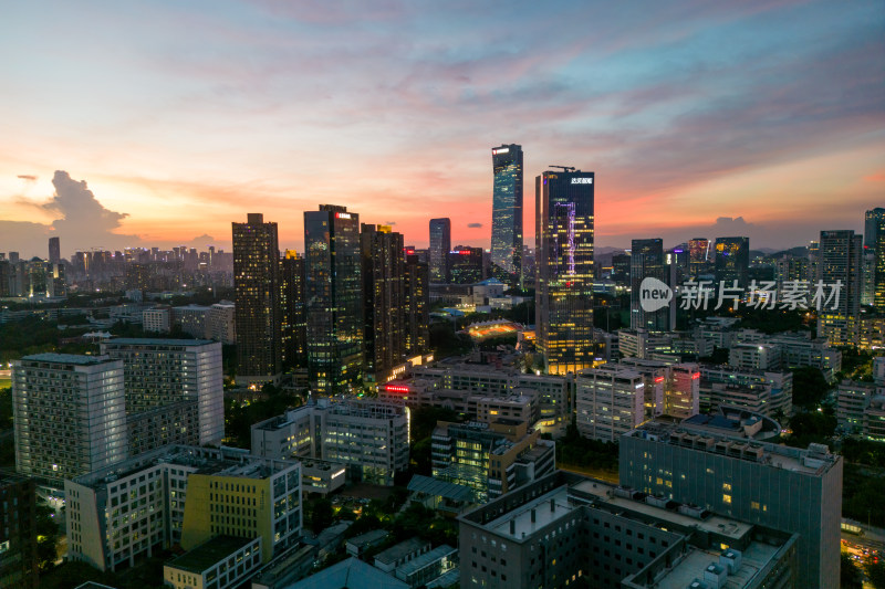 深圳南山粤海街道建筑群夜景航拍