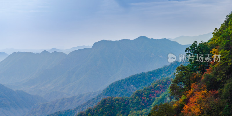 河南省洛阳白云山九龙潭秋天风景