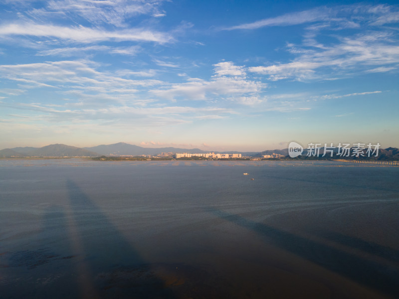 广东省深圳南山深圳湾公园夕阳风光