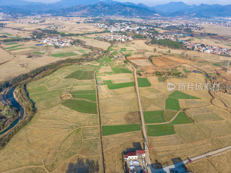 乡村田野航拍全景