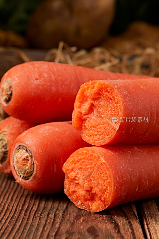 新鲜采摘有机蔬菜胡萝卜