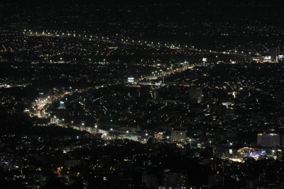 清迈城市夜景俯瞰灯光璀璨