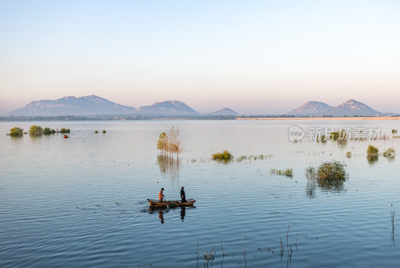 湖水湖泊山水景观