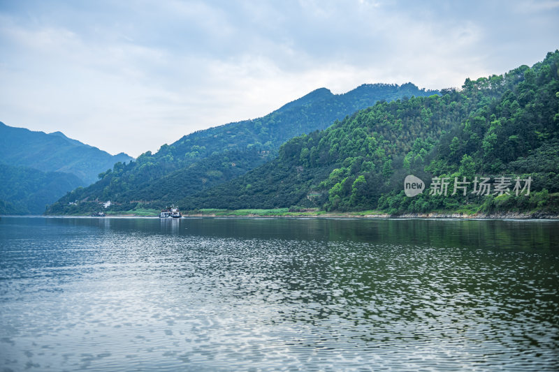 安徽新安江十里画廊风景