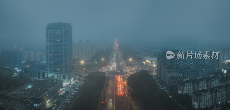 航拍雨雾天气下的昆山城镇风光